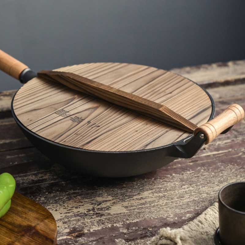 enameled-cast-iron-wok