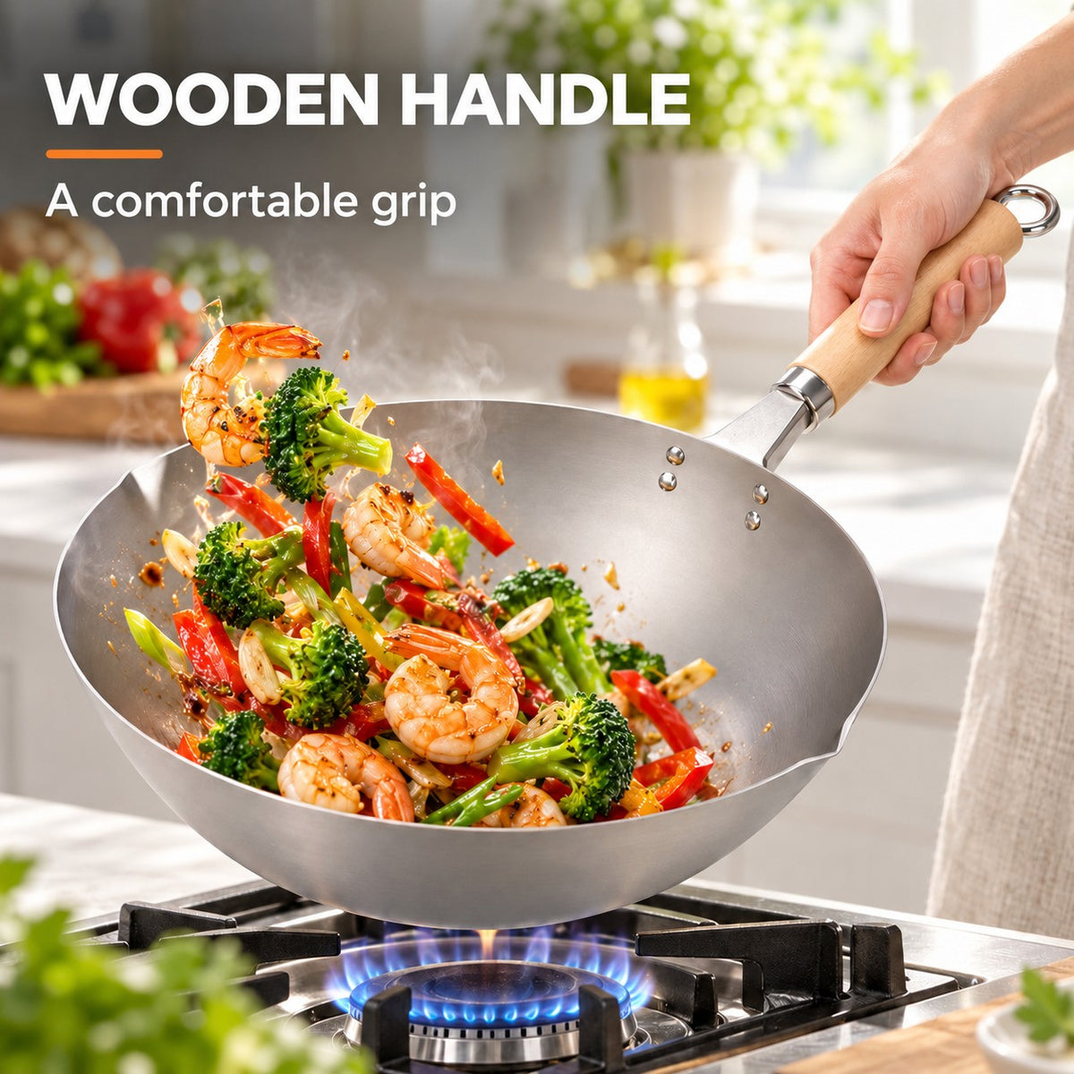 The Pokao Non Stick Wok, WOODEN HANDLE: A comfortable grip