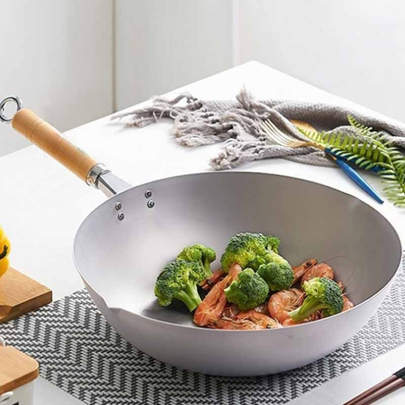 Pokao stainless steel 36 cm non-stick wok with wooden handle