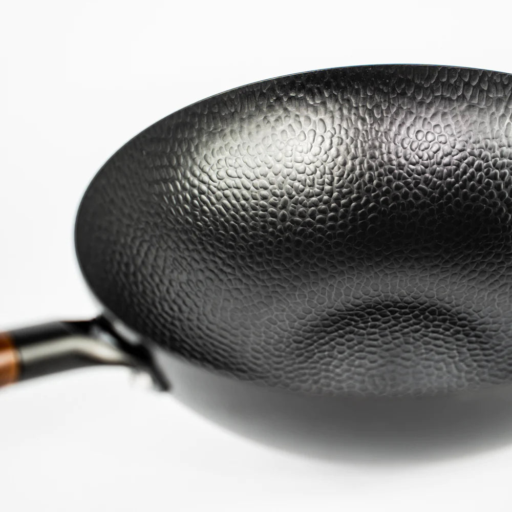 non-stick-wok-with-lid