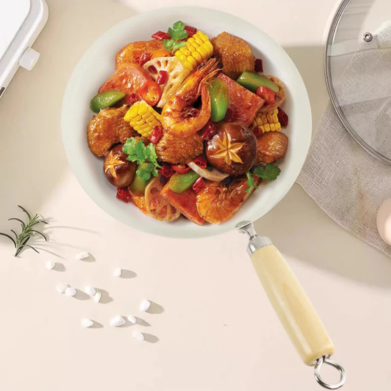 Ceramic-coated wok