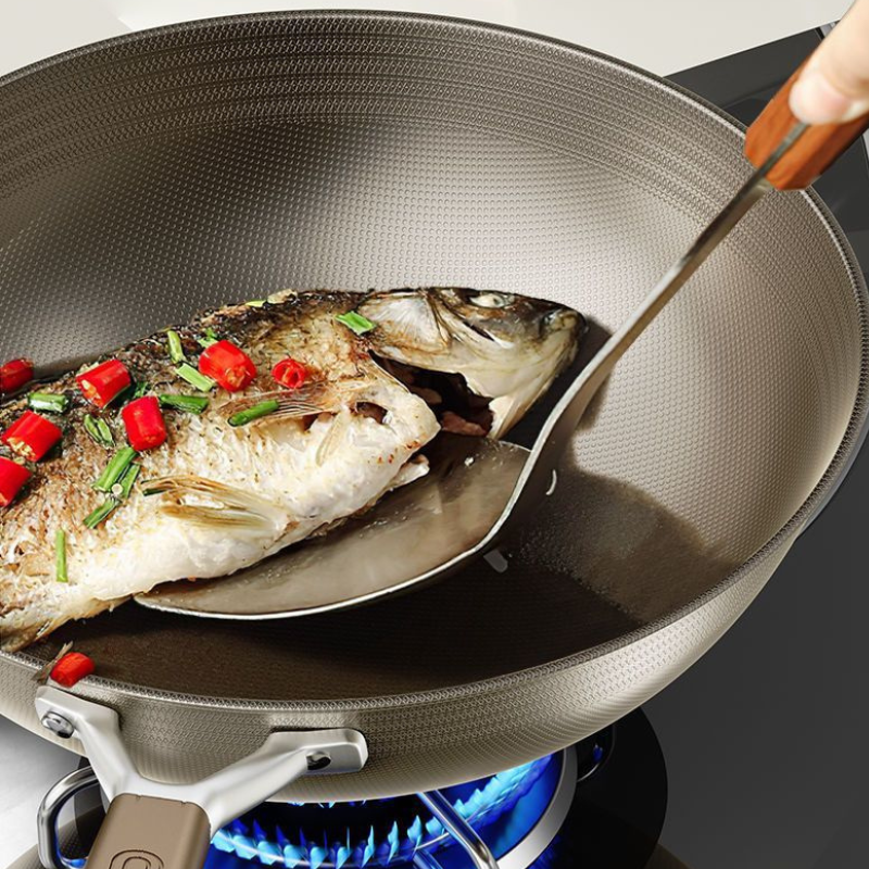 Non-stick titanium induction wok