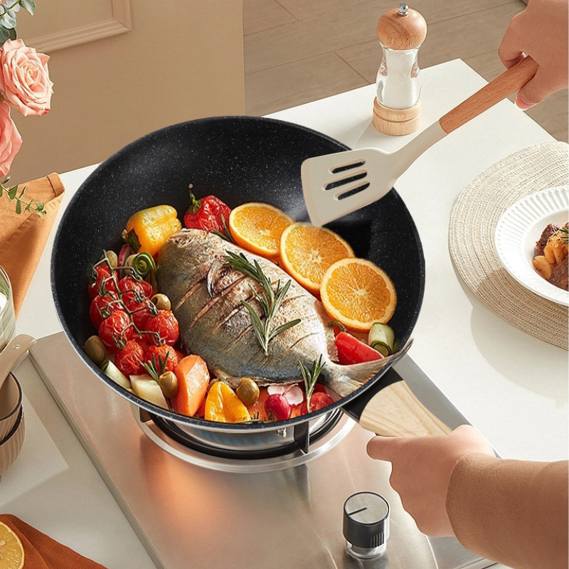 White ceramic wok