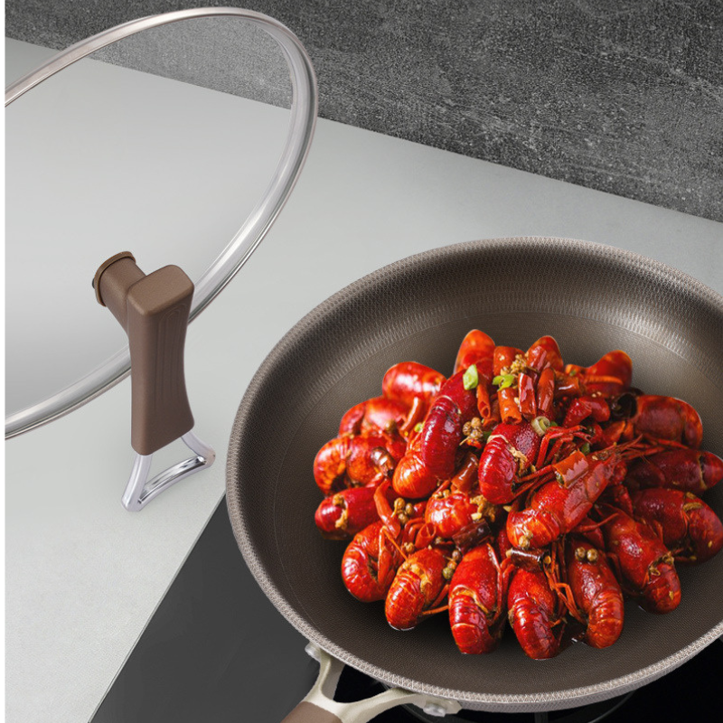 PFAS-free titanium wok