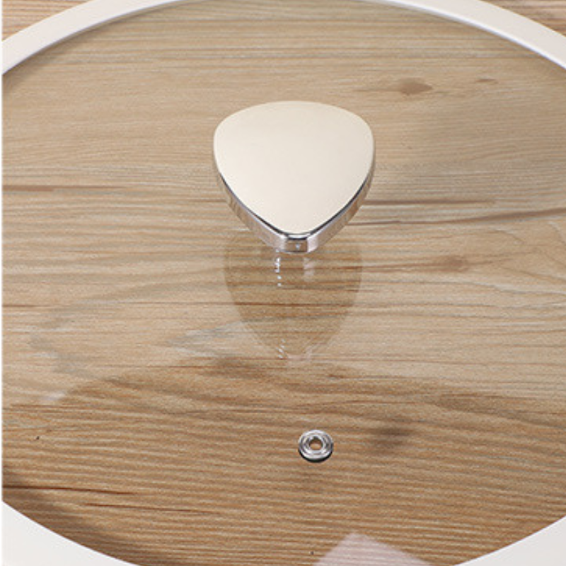 White induction wok