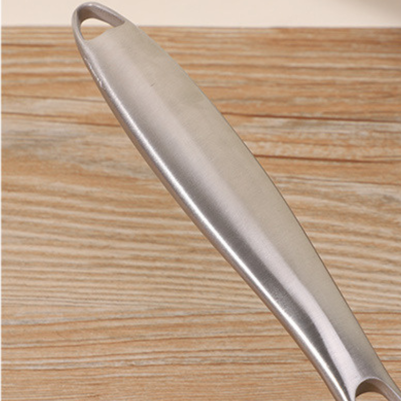 White induction wok