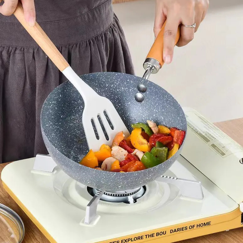 Small wok