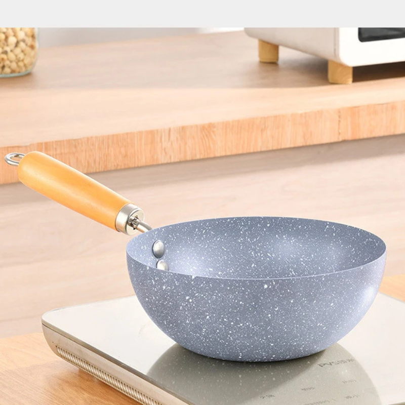 Small wok