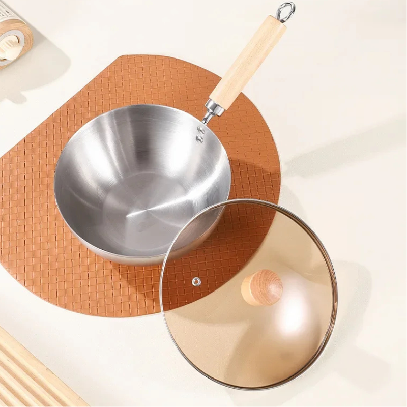 20 cm wok