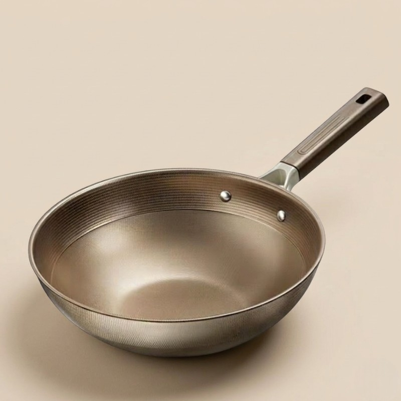 Non-stick titanium induction wok