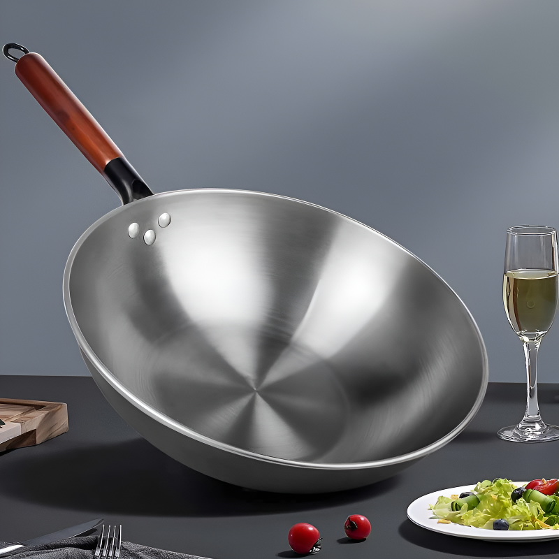 Rishiri uncoated refined iron wok with wooden handle for stir-fry and induction cooking
