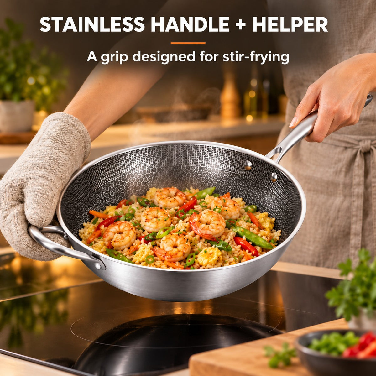 The Kita Induction Wok, STAINLESS HANDLE + HELPER: A grip designed for stir-frying