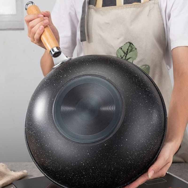 32cm-wok-with-lid