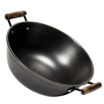 cast-iron-wok-pan