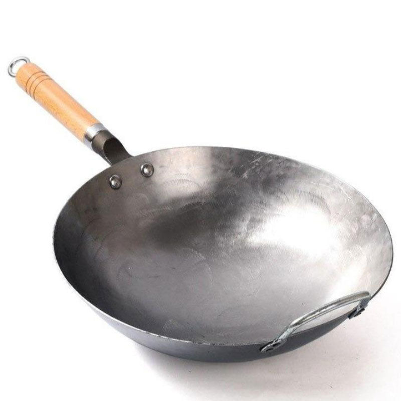 Gassan hand-forged iron wok with round bottom and wooden handle